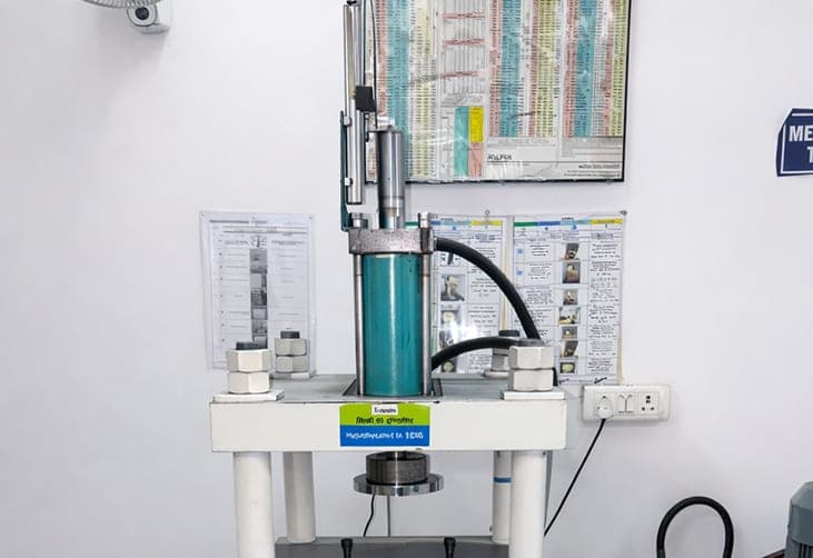 Fatigue Testing Machine